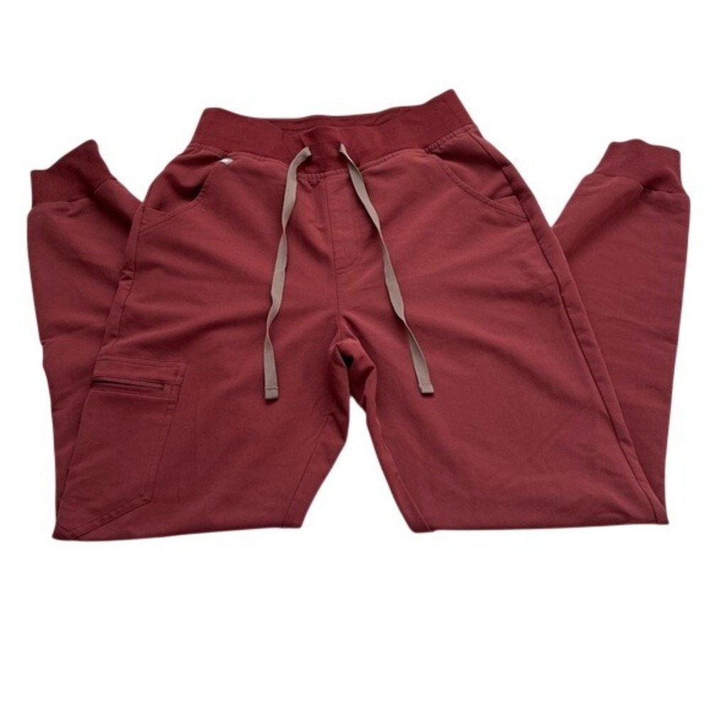 Figs Technical Collection Zamora Jogger Scrub Pant in Burgundy